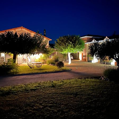 Le Domaine D'Adrien Appartement Larnage Buitenkant foto