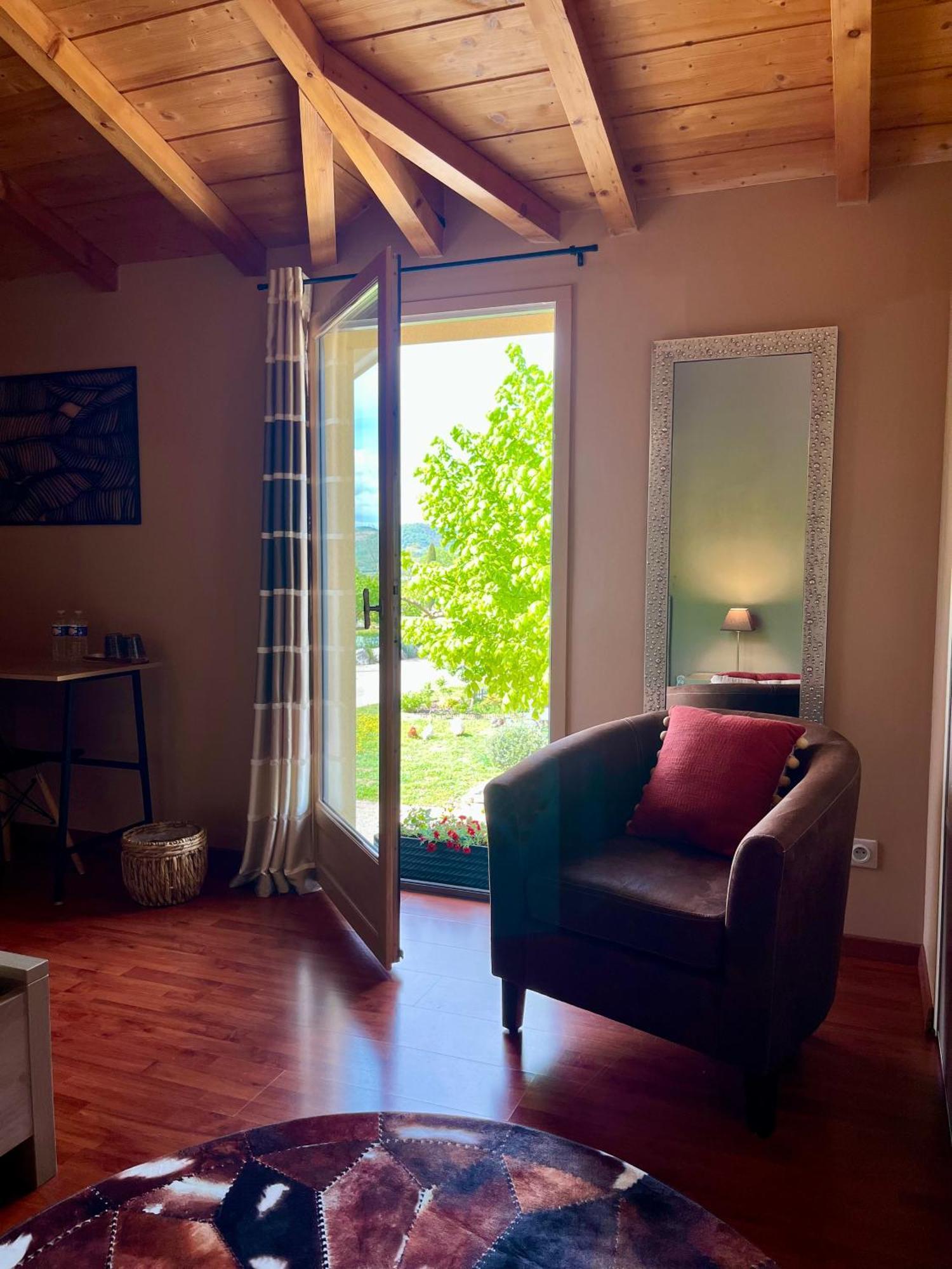 Le Domaine D'Adrien Appartement Larnage Buitenkant foto